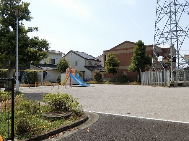 近くの玉池南公園まで350m（徒歩5分）