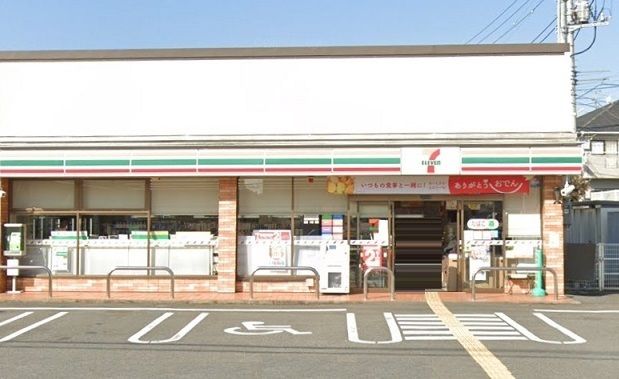 近くのセブンイレブン 所沢北秋津店まで240m（徒歩3分）
