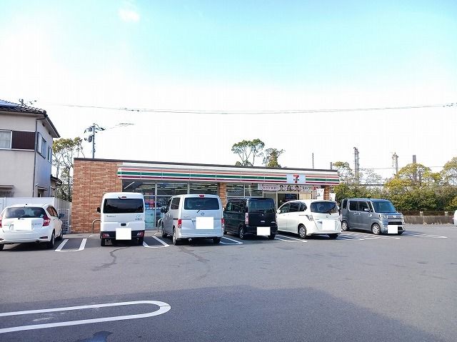 近くのセブンイレブン周南櫛ケ浜店まで750m(徒歩10分)