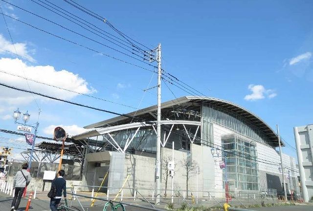 近くの飛田給駅まで550m（徒歩7分）