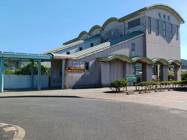 近くの福吉駅まで600m（徒歩8分）