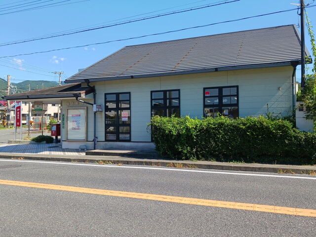 近くの福吉郵便局まで450m（徒歩6分）