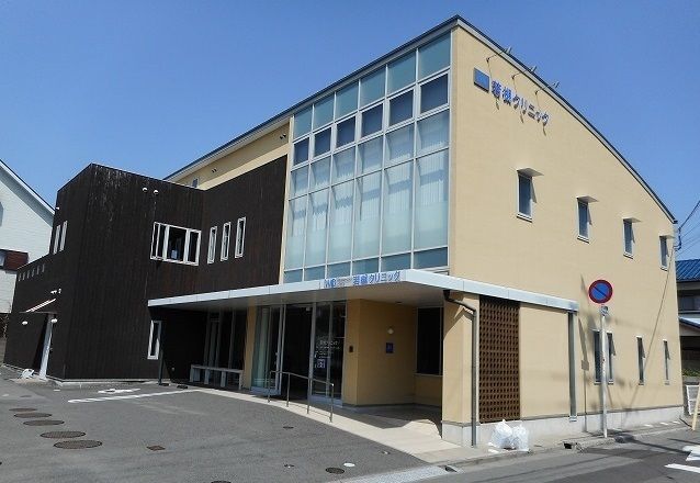 近くの若槻クリニック様まで400m（徒歩5分）