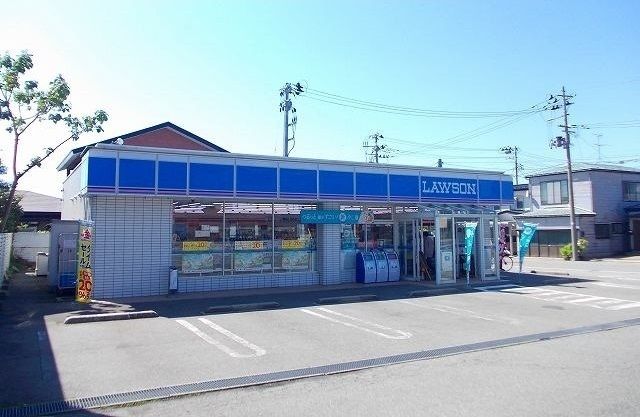 近くのコンビニまで1,000m（徒歩13分）