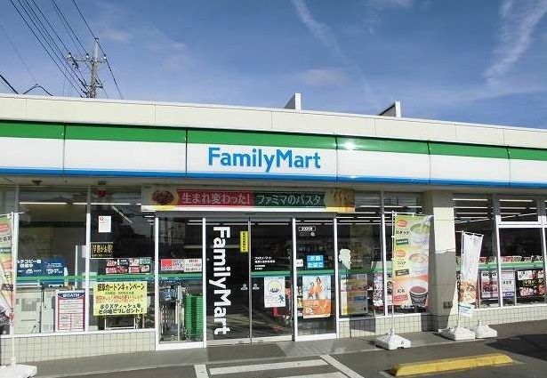 近くのファミリーマート清瀬小金井街道まで140m（徒歩2分）