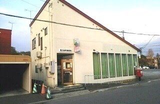 近くの滝川本町郵便局まで550m（徒歩7分）