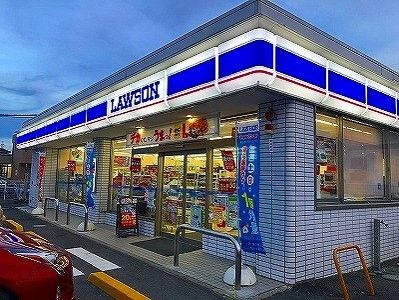 近くのローソン籠原南店まで400m（徒歩5分）
