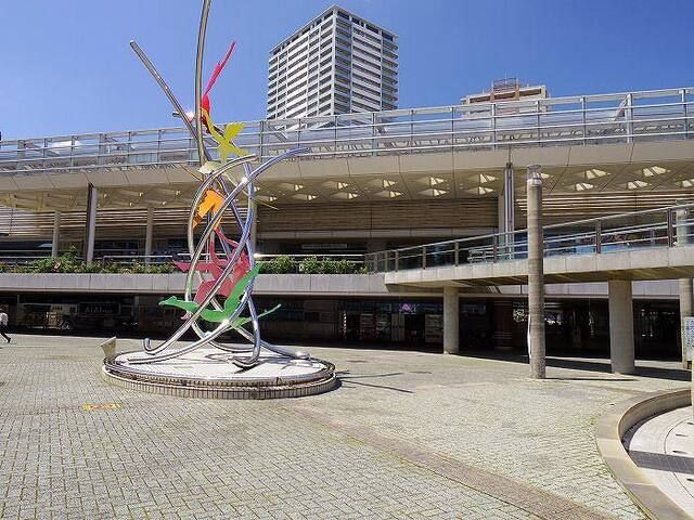 近くの八千代緑が丘駅まで1,680m（徒歩21分）