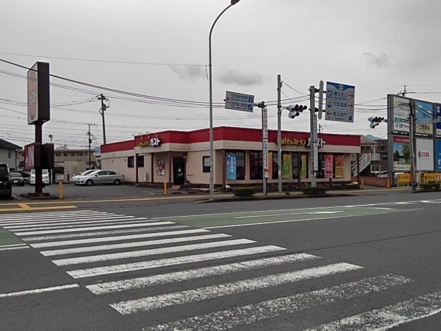 近くのガスト大分日田店まで580m(徒歩8分)
