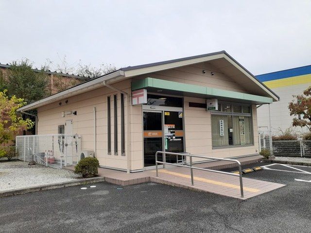 近くの玉穂下河東簡易郵便局まで1,100m（徒歩14分）