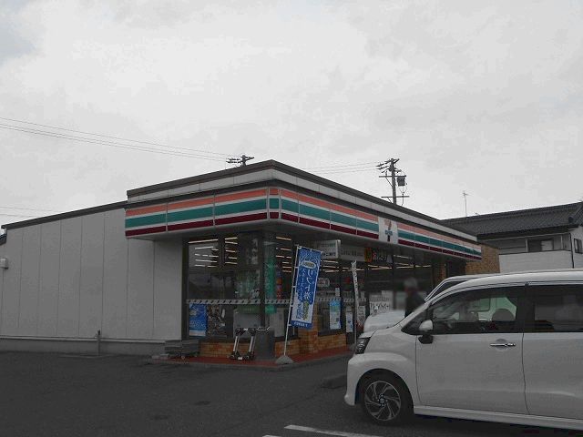 近くのセブンイレブン　大町南原店まで1,100m（徒歩14分）