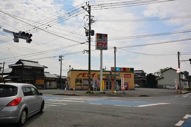 近くのおべんとうのヒライ甘木店まで400m（徒歩5分）