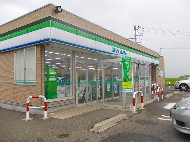 近くの秋田能代東インター店まで400m（徒歩5分）
