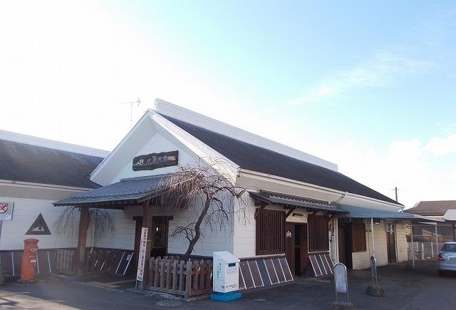 近くの御殿場線・下曽我駅まで590m（徒歩8分）