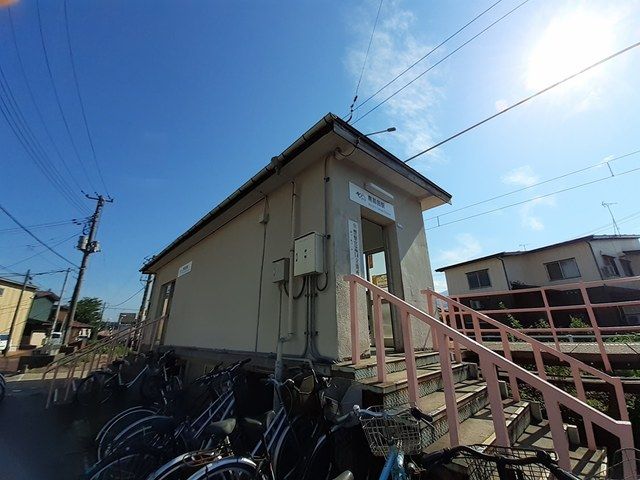 近くの南高田駅まで1,374m（徒歩18分）
