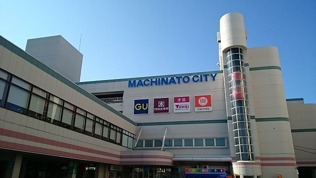 近くのサンエーマチナトシティ店まで1,200m（徒歩15分）