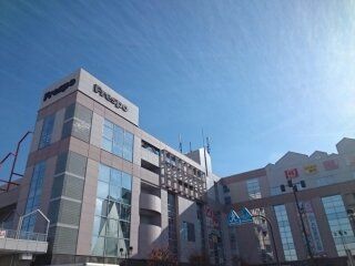 近くのフレスポしんかな様まで850m（徒歩11分）