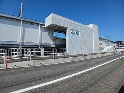 近くの上所駅まで1,500m(徒歩19分)