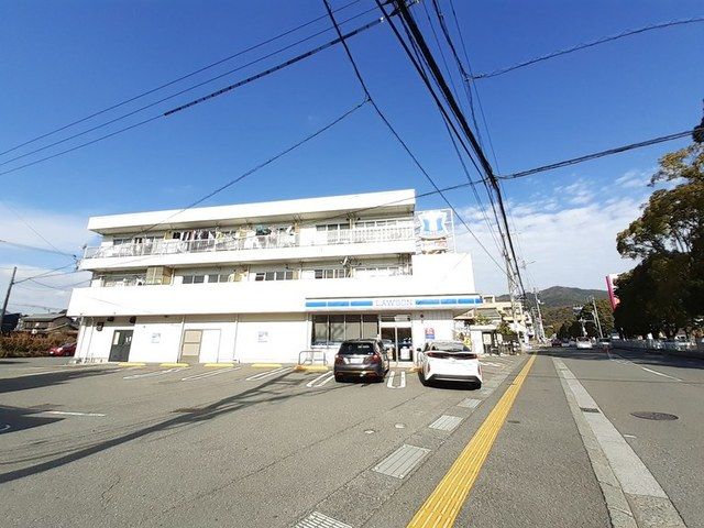 近くのローソン 高知秦南町一丁目店まで350m（徒歩5分）