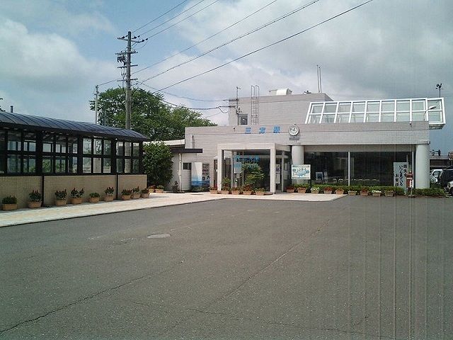 近くの三方駅まで1,400m(徒歩18分)