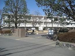 近くの寄居城北高等学校まで400m(徒歩5分)