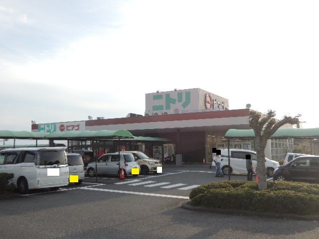 近くのピアゴ富士宮店まで1,200m(徒歩15分)