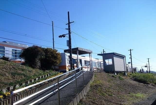 近くの御殿場線・相模金子駅まで920m（徒歩12分）