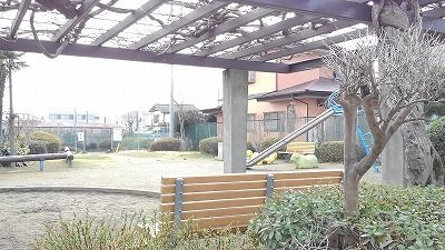近くの東5丁目2区公園まで500m(徒歩7分)