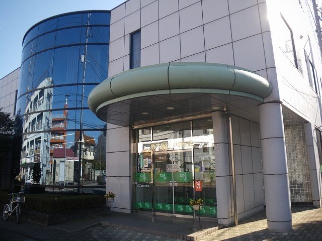 近くの栃木銀行　戸祭支店まで550m（徒歩7分）