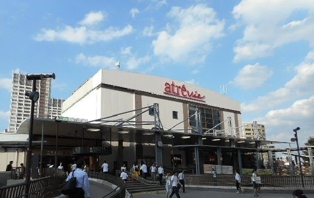 近くの三鷹駅まで1,000m(徒歩13分)