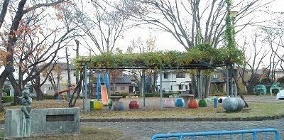 近くの寺田公園まで500m(徒歩7分)