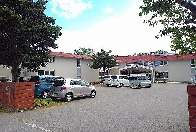 近くの大麻小学校まで500m(徒歩7分)