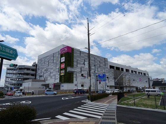 近くのイオンモール出雲まで1,800m（徒歩23分）