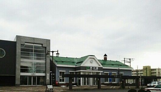近くの砂川駅まで1,700m（徒歩22分）