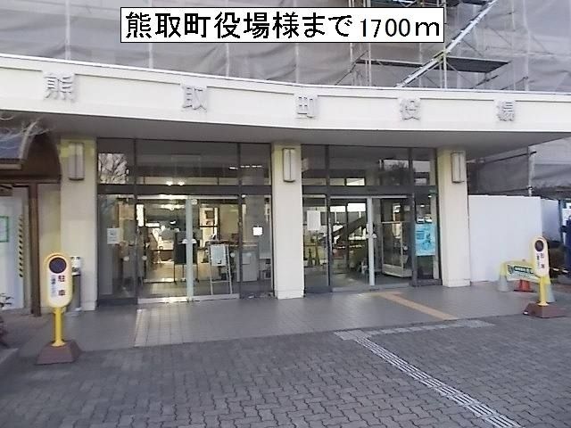 近くの熊取町役場様まで1,700m（徒歩22分）
