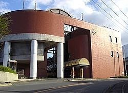 近くの横瀬役場まで700m(徒歩9分)