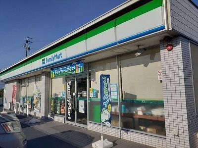 近くのファミリーマート 浜松下飯田店まで1,700m(徒歩22分)
