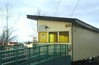 近くの神楽岡駅まで550m（徒歩7分）