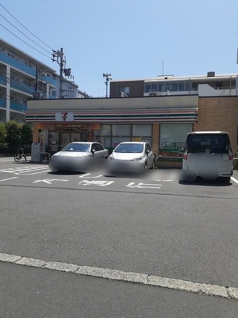近くのセブンイレブンまで138m（徒歩2分）
