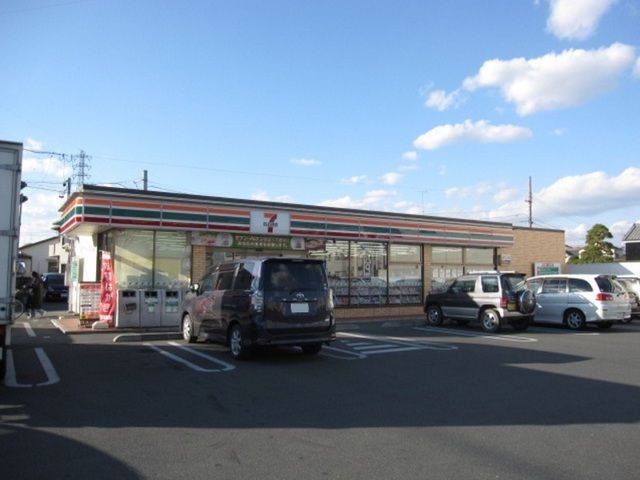 近くのセブンイレブン浜松早出町店まで500m(徒歩7分)