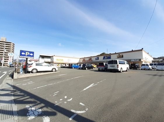 近くのエースワン 神田店まで700m(徒歩9分)