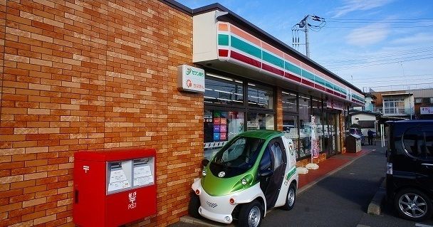 近くのセブンイレブンまで240m（徒歩3分）