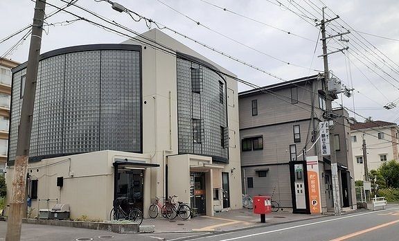 近くの茨木中村郵便局まで500m(徒歩7分)