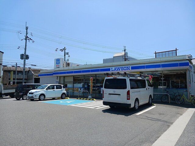 近くのローソン狐島東店様まで750m(徒歩10分)