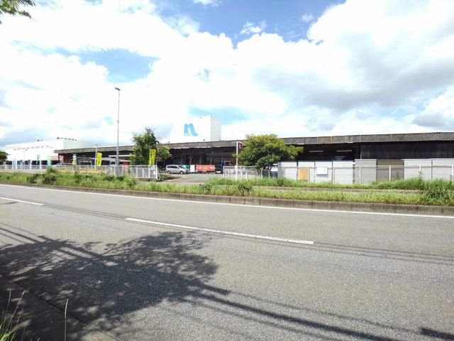 近くのホームプラザナフコ春日店まで700m（徒歩9分）