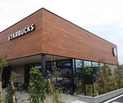 近くのスターバックス高砂小松原店まで450m(徒歩6分)