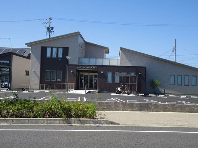 近くの山本クリニックまで900m（徒歩12分）