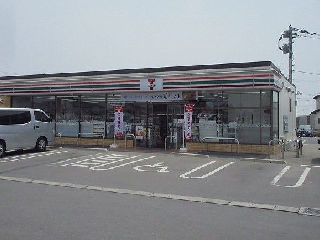 近くのセブンイレブン佐賀白石廿治店まで30m（徒歩1分）