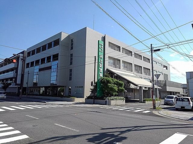 近くの村上記念病院まで80m（徒歩1分）