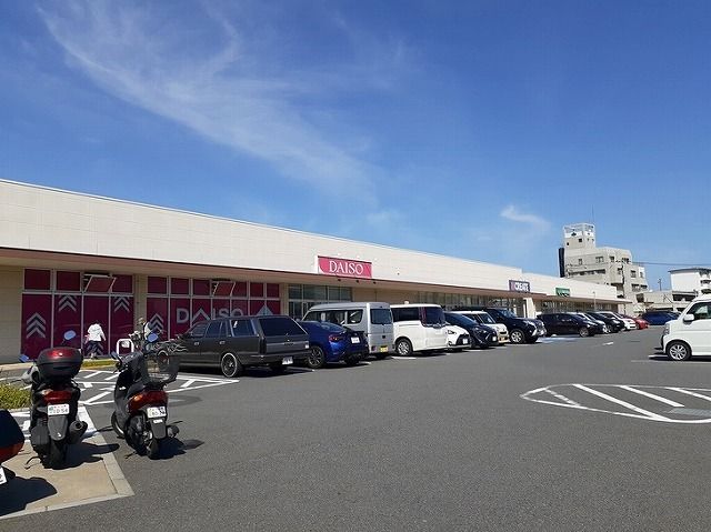 近くのなぎさモール辻堂まで1,400m(徒歩18分)